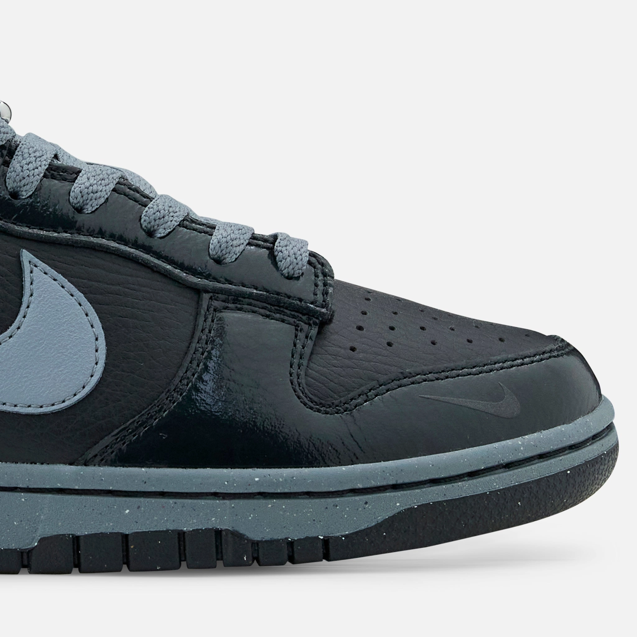 Dunk Low Retro 'Berlin' Off Noir | Cool Grey | Black | Jade Horizon