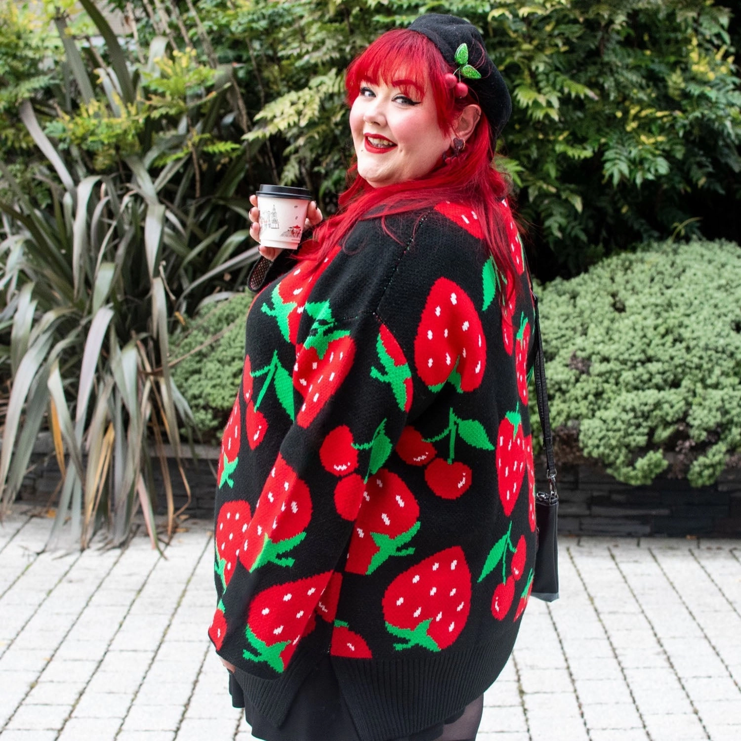 Fruity Sweater - Black