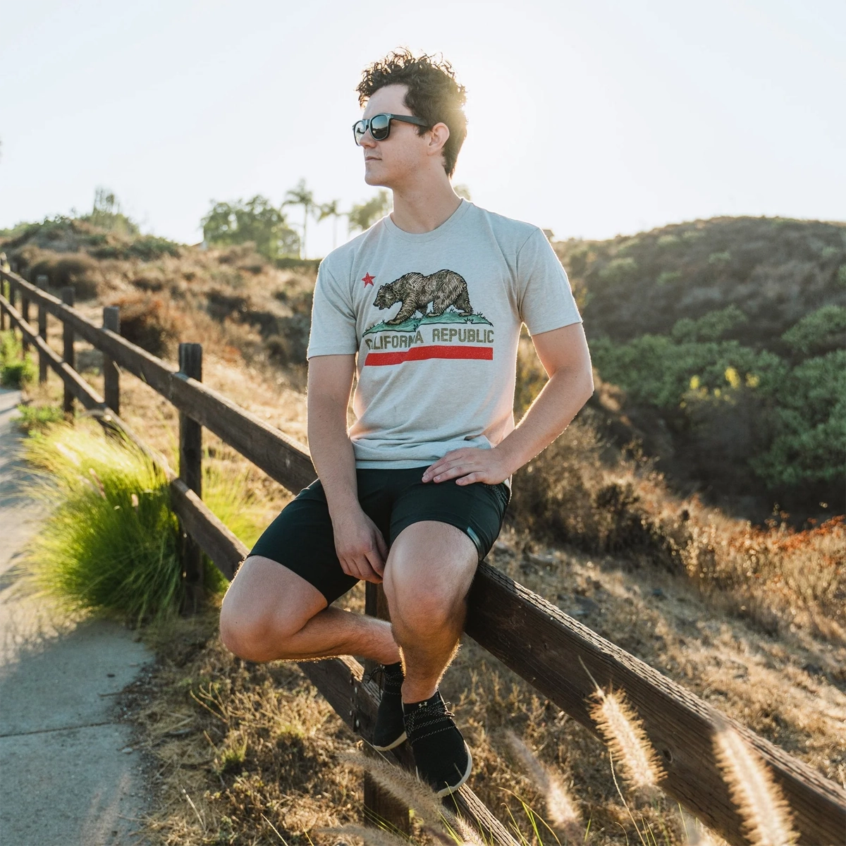 Men's Republic of CA Tee