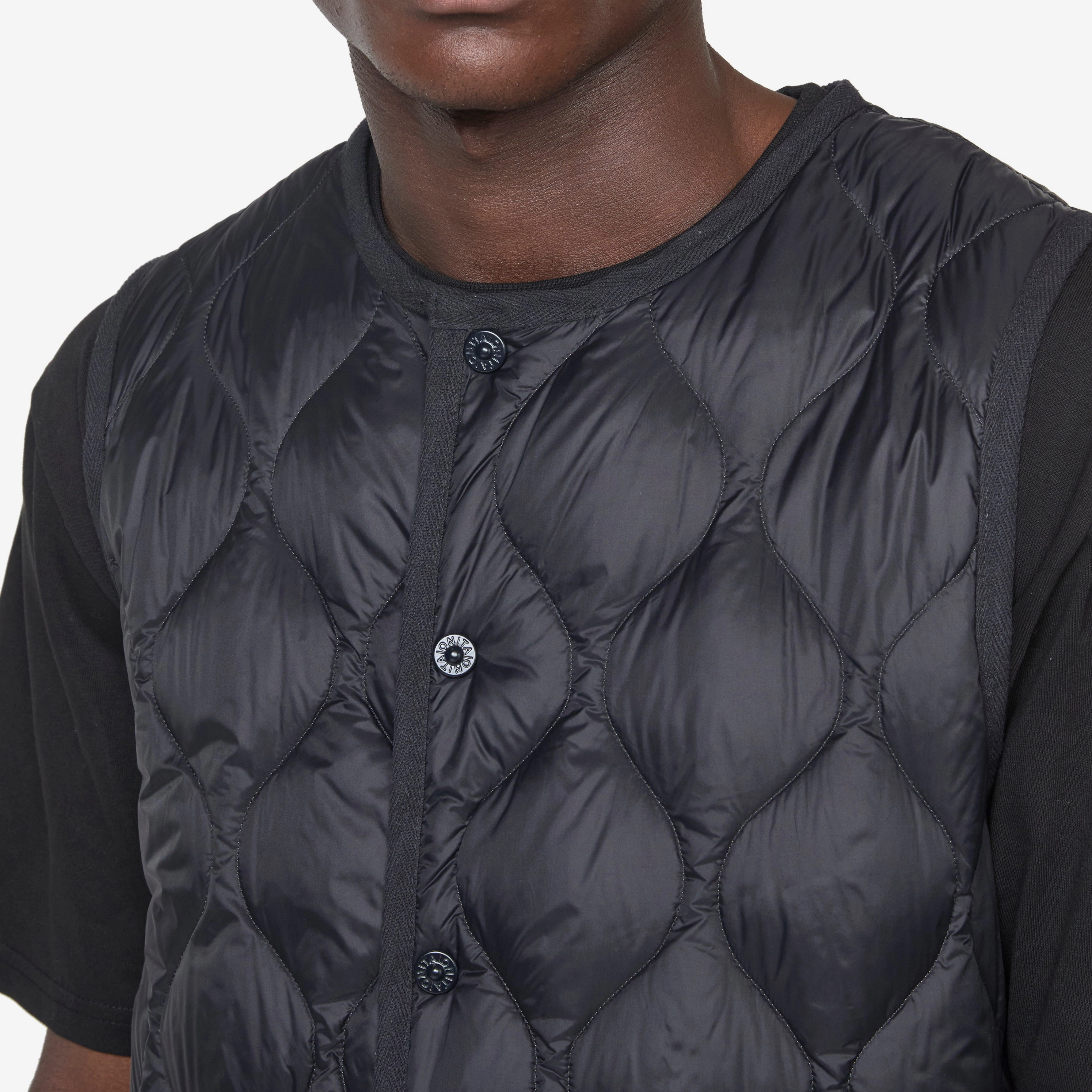 Military Crew Neck Soft Shell Down Vest Black