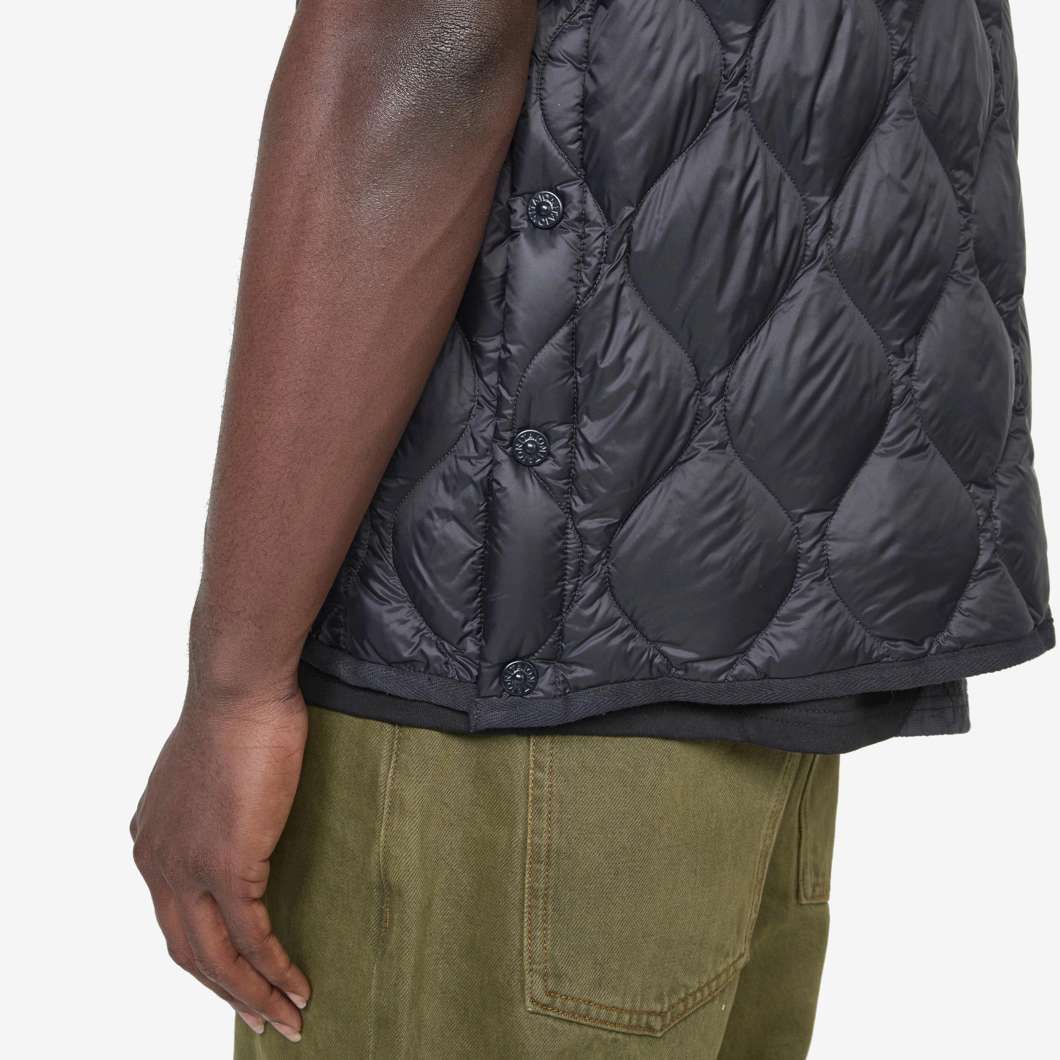 Military Crew Neck Soft Shell Down Vest Black