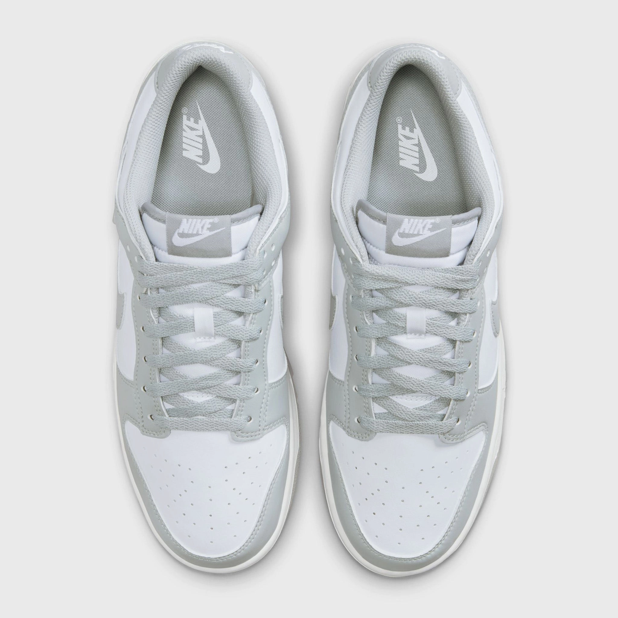 Nike Dunk Low Retro White / Light Smoke