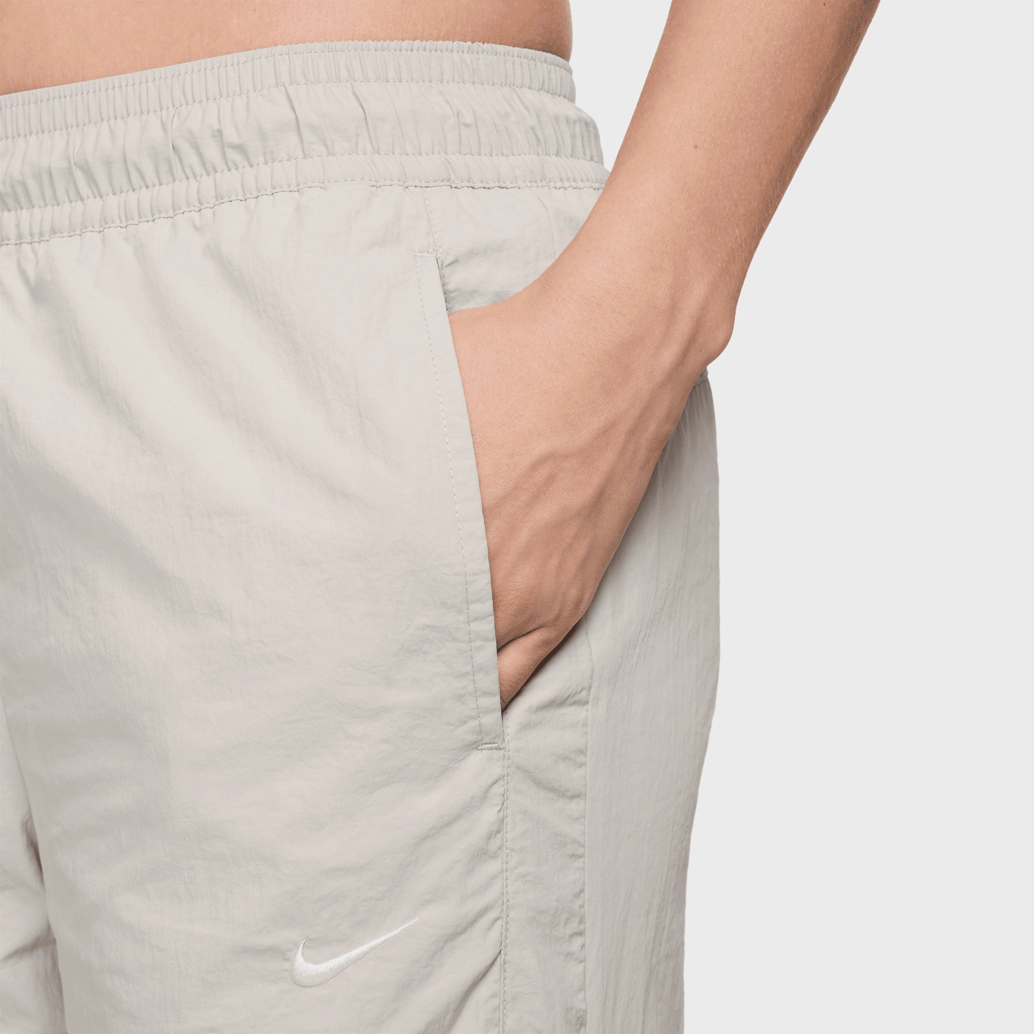 Nike Sportswear Women's Mid-Rise Repel Zip Pants Lt Iron Ore / White