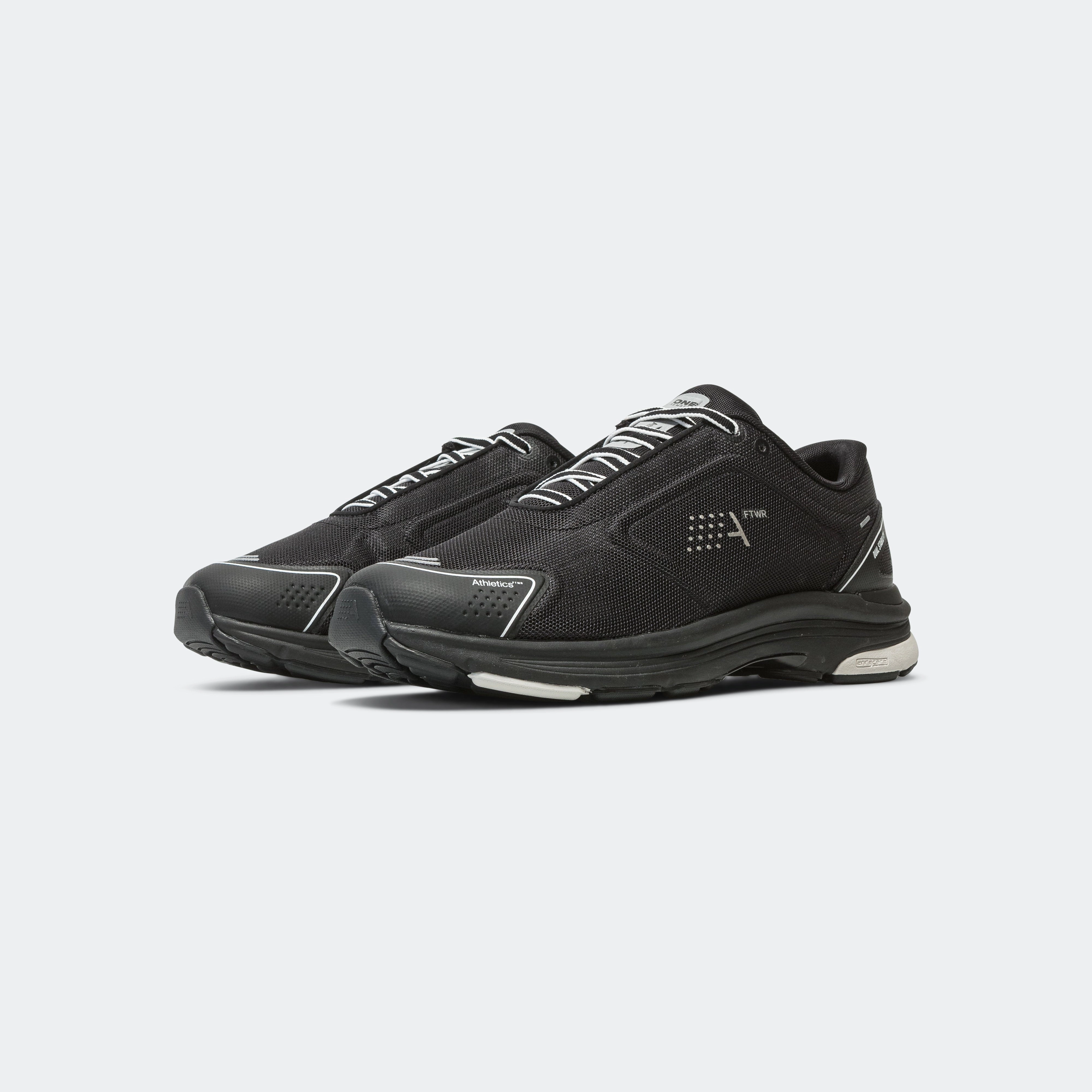 One Remastered - Black/Grey Racer