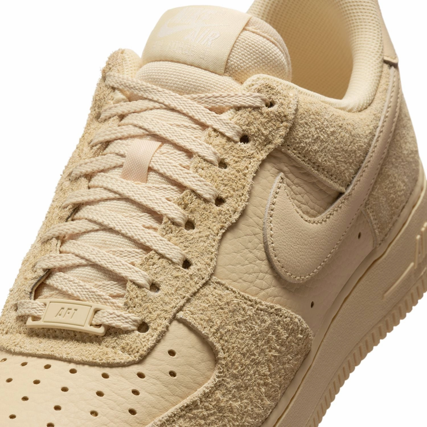 Wmns Air Force 1 '07 LX 'Pale Vanilla'