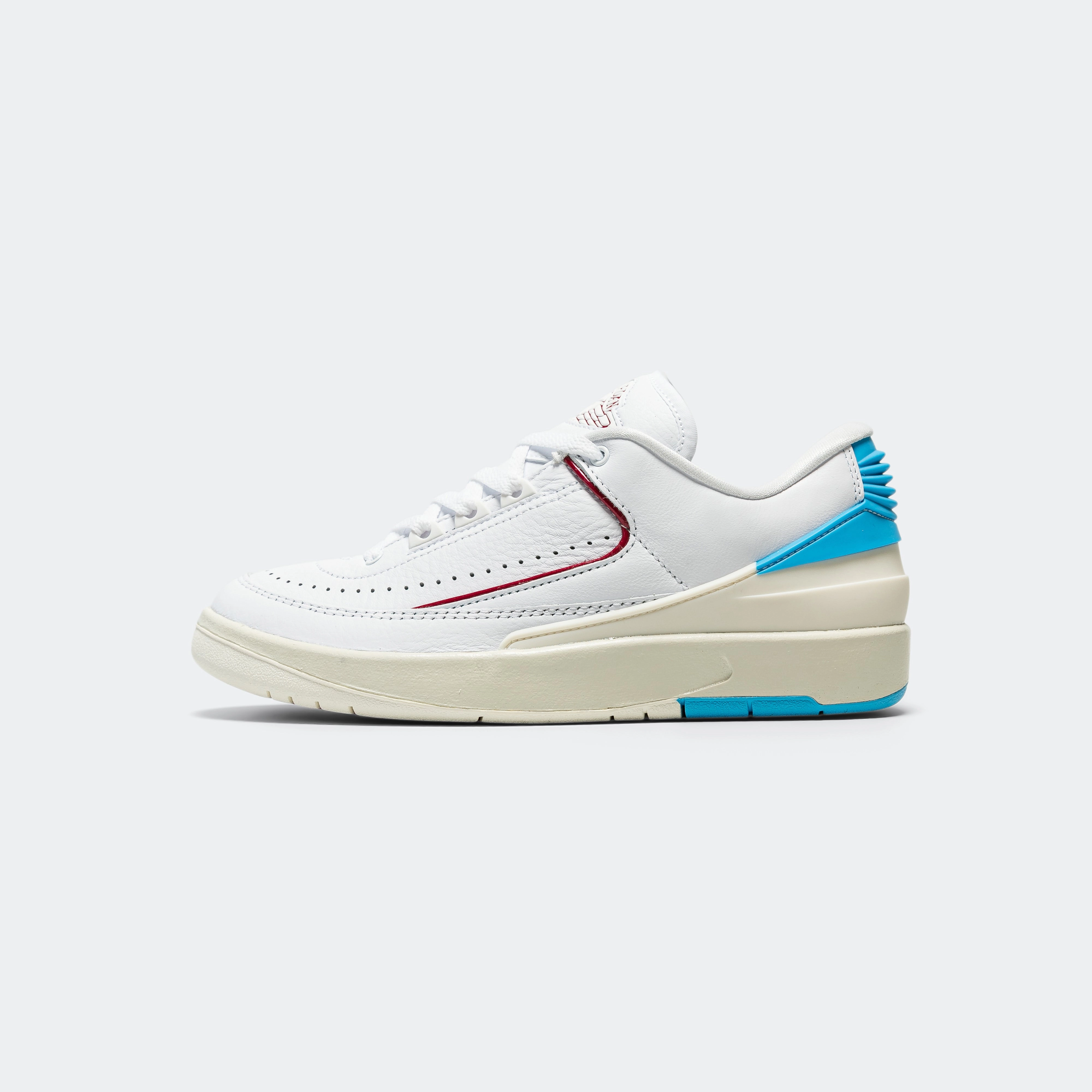 Womens Air Jordan 2 Retro Low - White/Gym Red-Dk Powder Blue-Sail