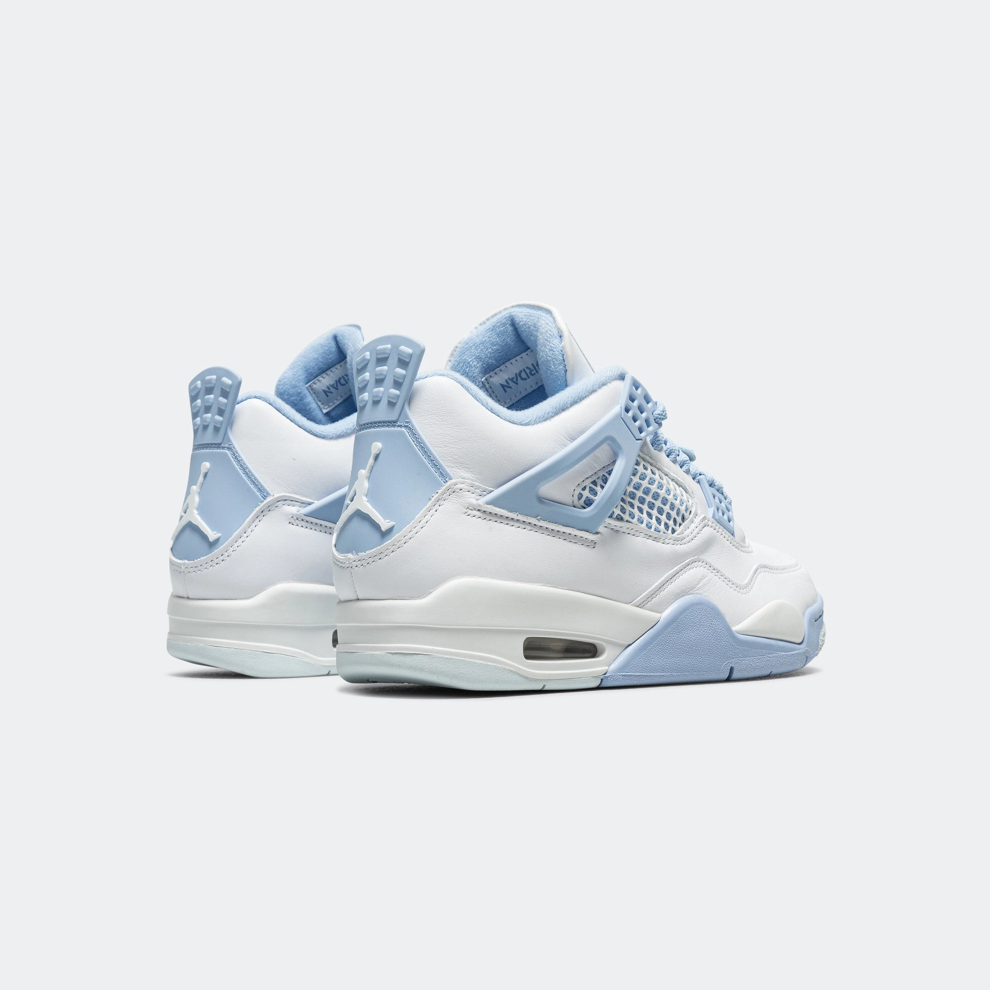 Womens Air Jordan 4 Retro - White/Aluminum-Blue Tint-Oil Green