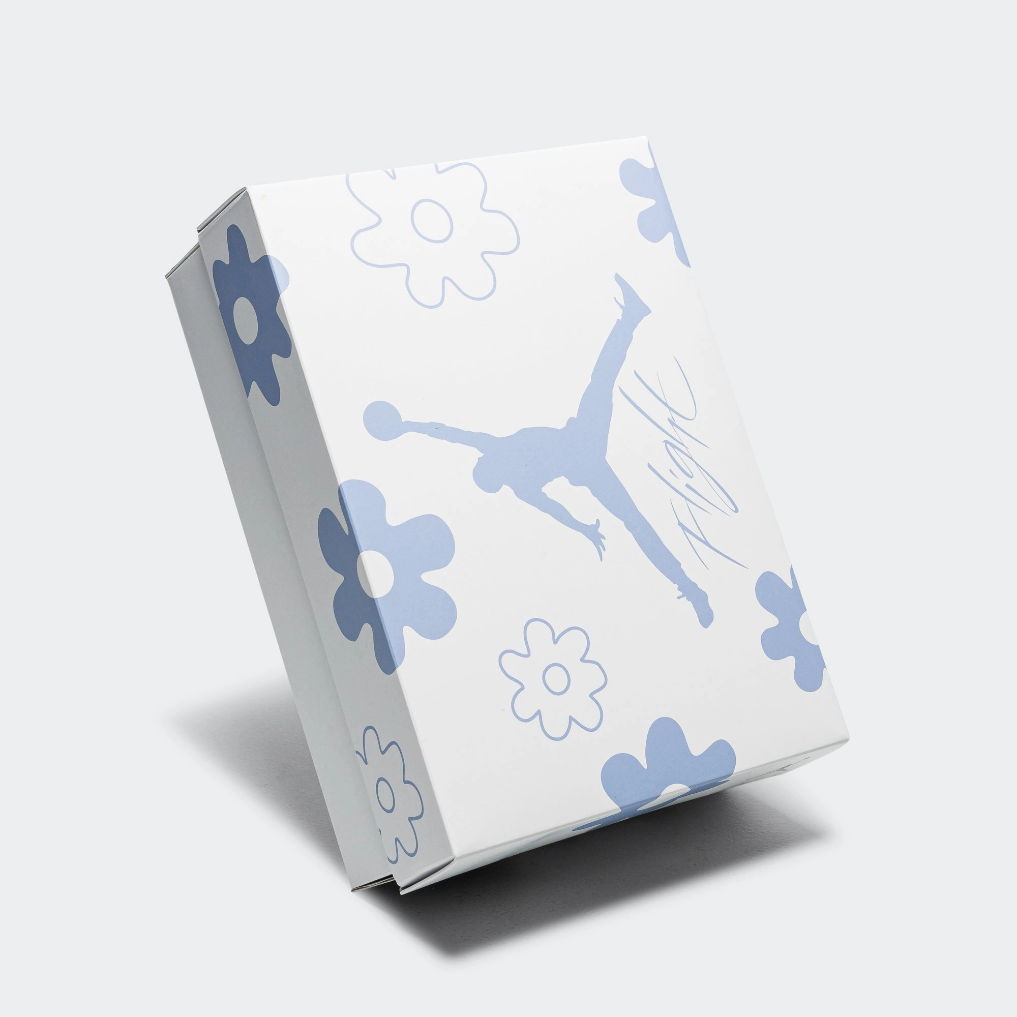 Womens Air Jordan 4 Retro - White/Aluminum-Blue Tint-Oil Green